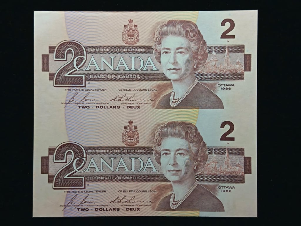 Canada，1986，2 Dollars，CBK 7862271 & CBK 7864771, Uncut 2 in 1，UNC, Foxing, 1 Qty
