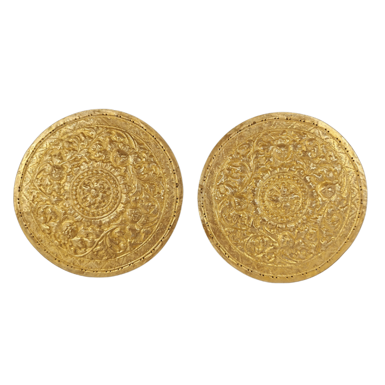 Late 19th to Early 20th Century Gold Plated Flower Scrolls Carved Silver Pillow Ends 19 世纪末至 20 世纪初镀金花卉卷轴雕花银枕, Qty - 2