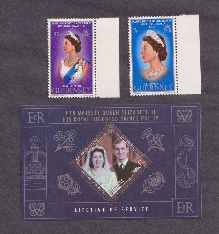 United Kingdom, 1977, Stamp, Stamp, MH, Lifetime of Service, Bailiwick of Guernsey, Silver Jubilee of the Accession of H.M. Queen Elizabeth II 1977 - 7p & 35p, Sold as is