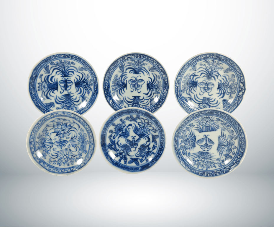 Late Qing Dynasty A Group of Blue and White Four Seasons Flowers Butterfly Dishes
晚清 一组青花四季花卉蝴蝶碟, Qty - 6