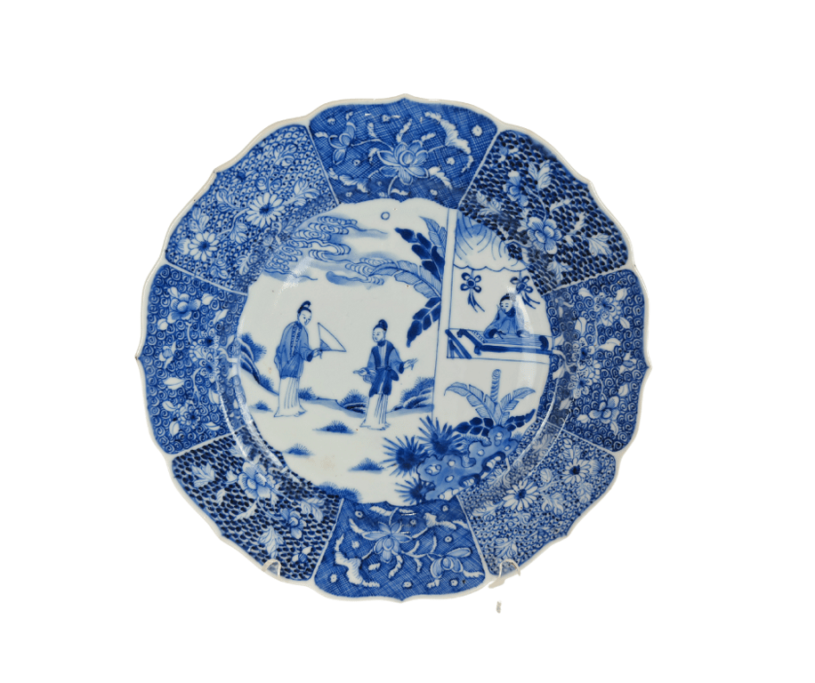 清乾隆 青花霜记人物纹 QingDynasty Qianlong Blue and White Human Motif Plate