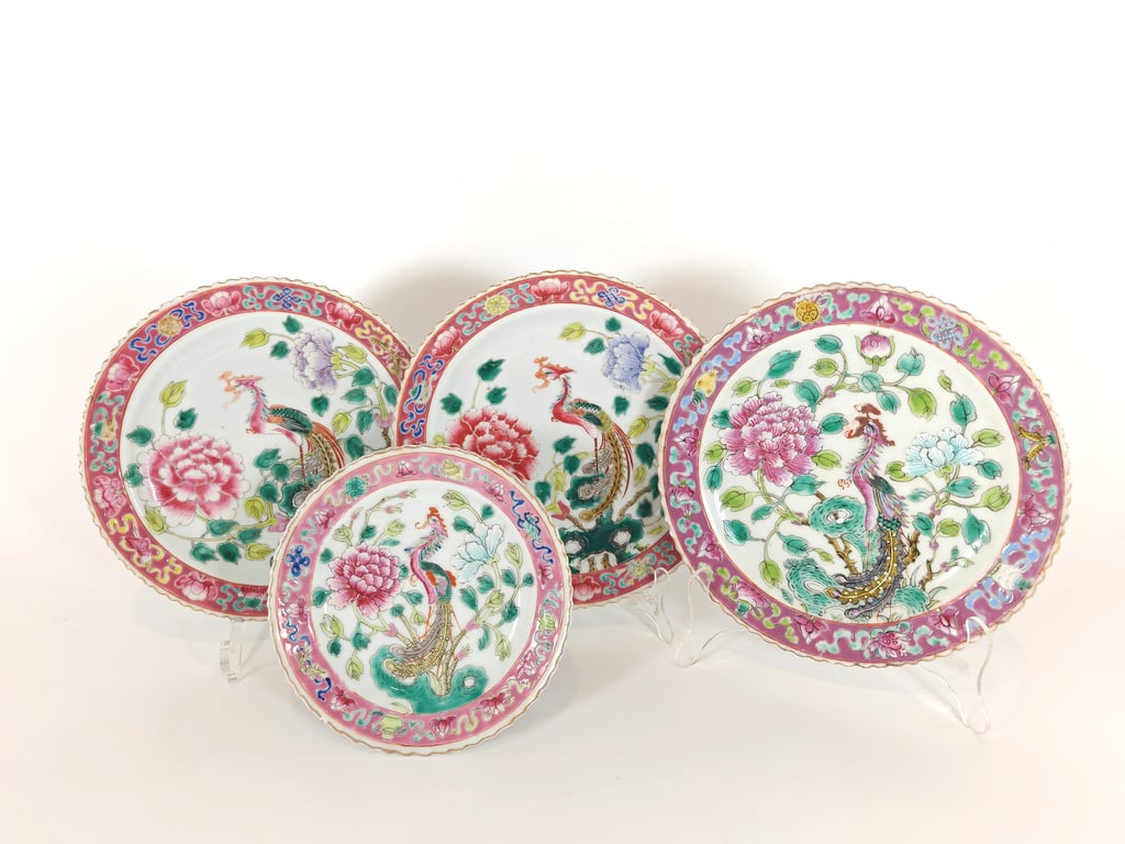 Late Qing Dynasty White Ground Pink Border Phoenix Peony Buddhist Emblems Plates 晚清 白地粉地沿边凤凰牡丹八宝盘, Qty-4