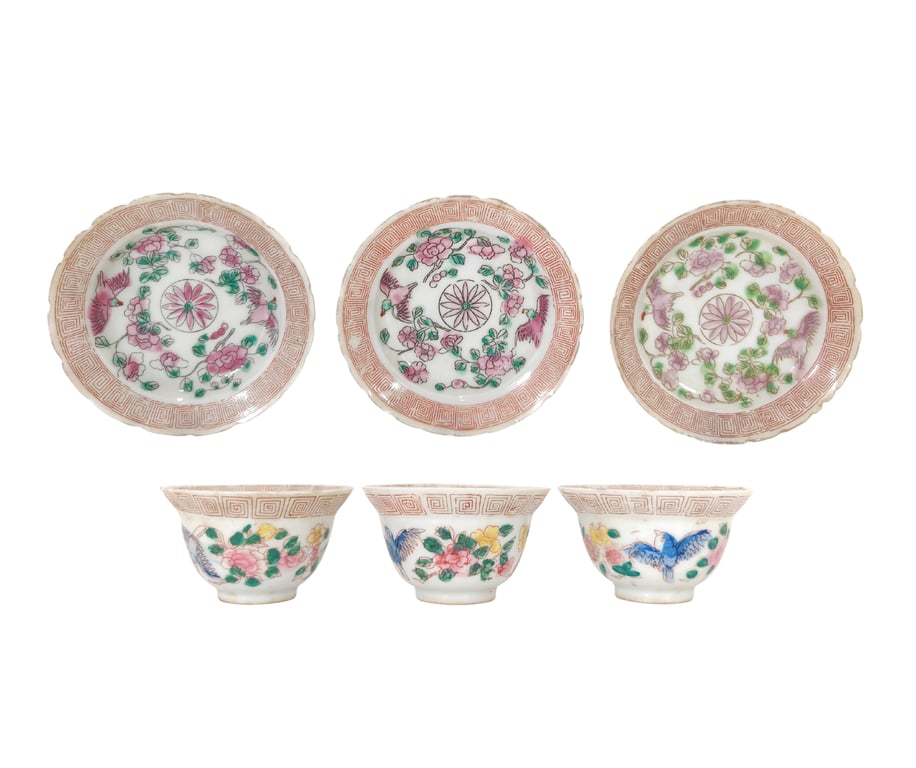 Late Qing Dynasty White Ground Key Fret Border Blue Birds Flowers Chrysanthemum Centered Teacups and Saucers 晚清 白地回纹沿边蓝鸟花卉菊花茶杯与小蝶, Qty - 6