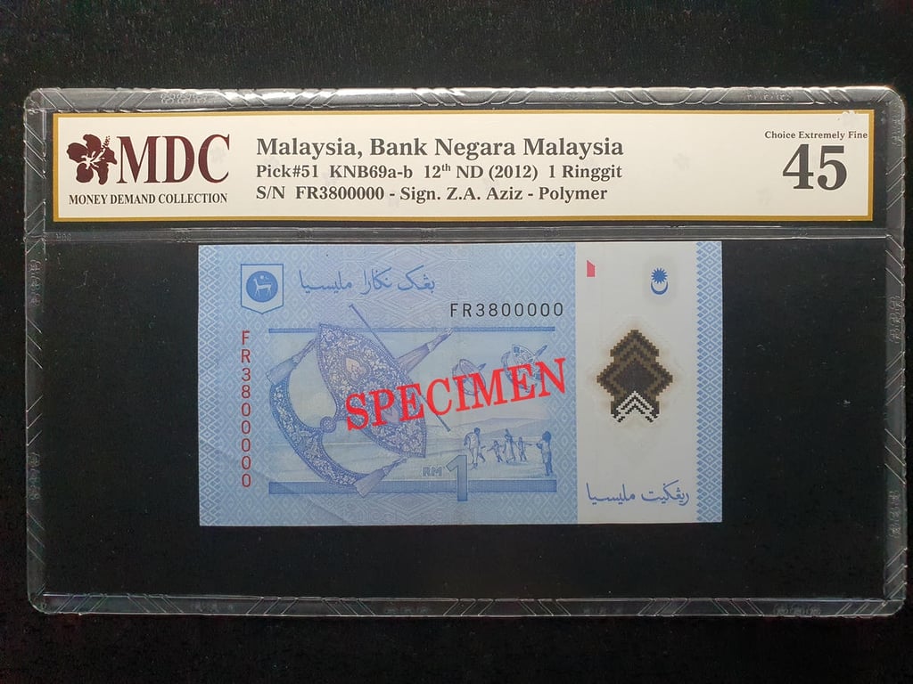 Malaysia，1 Ringgit，2012，FR 3800000，Sign.Z.A.Aziz，MDC 45，S/N Three Million Eight Hundred Thousand，1 Qty 
