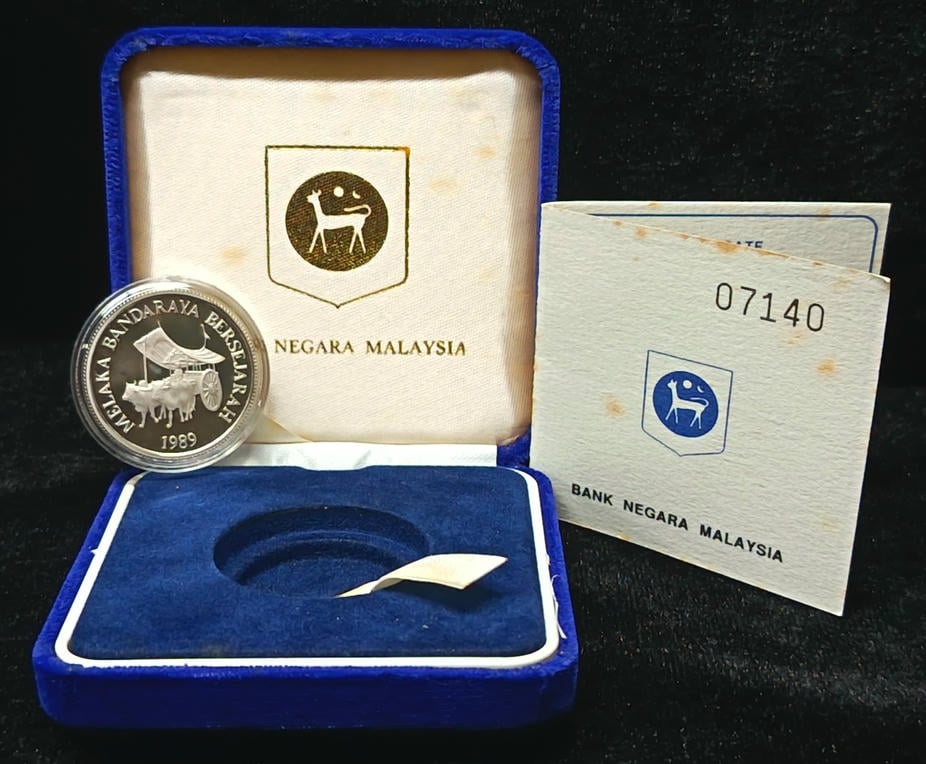 KM#57. Malaysia. 10 Ringgit. 1989. Proclamation of Malacca as Historical City. Silver 0.925 - 13.60g | No.07140. Silver Proof coin. Slight Oxidation. with box Light Foxing