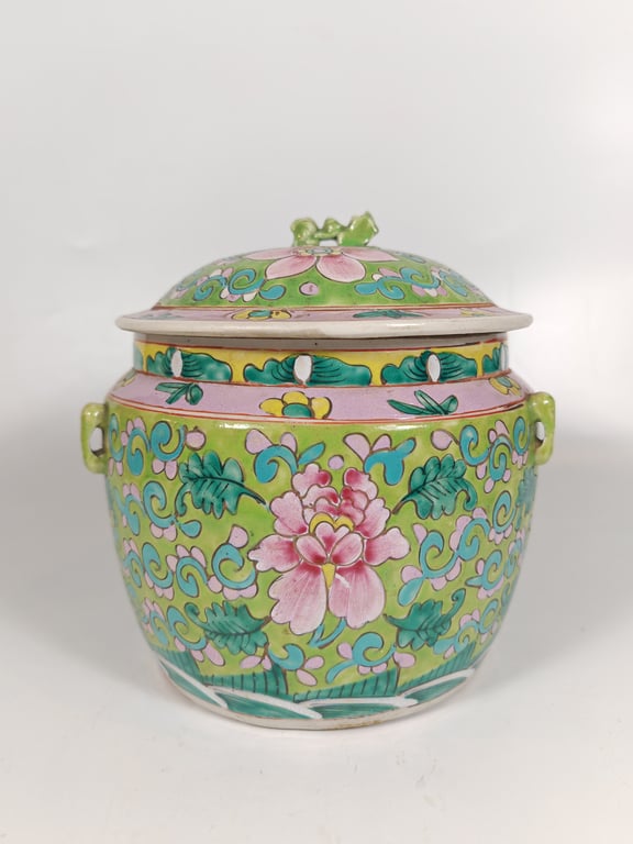 Republic Green Ground Flower Covered Box