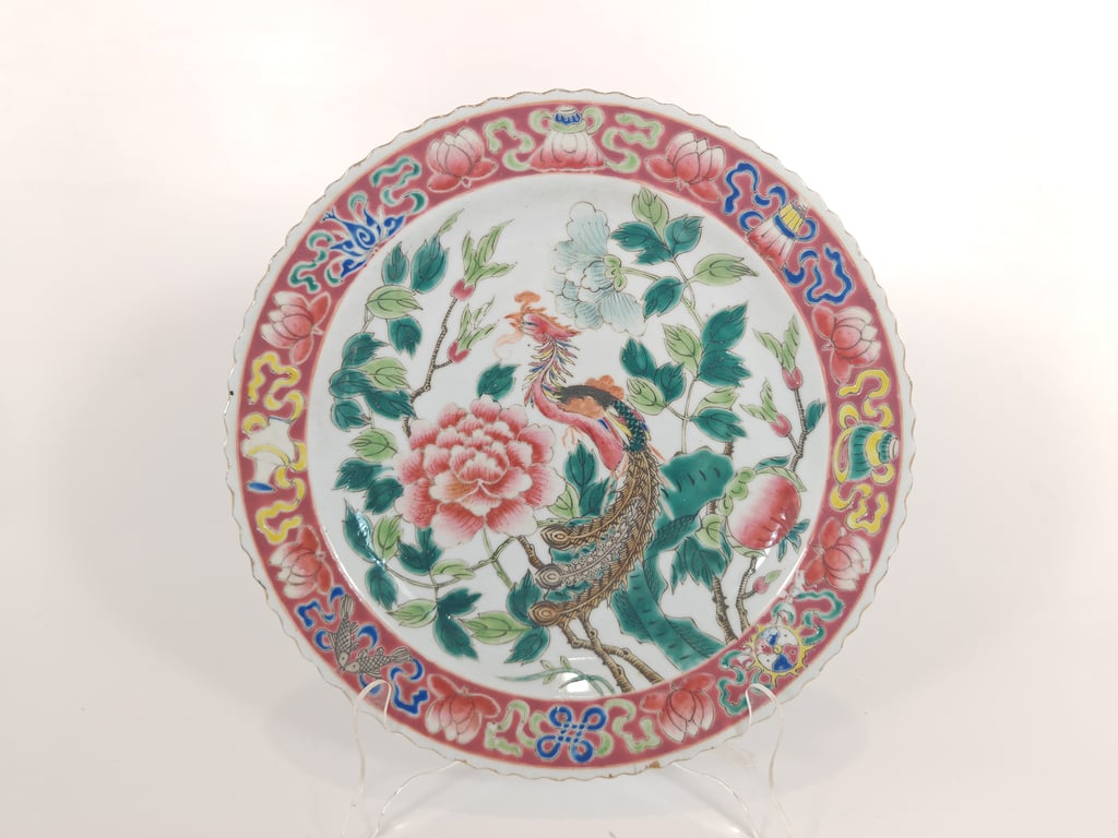 Late Qing Dynasty White Ground Pink Border Phoenix Peony Buddhist Emblems Large Plate 晚清 白地粉地沿边凤凰牡丹八宝大盘
