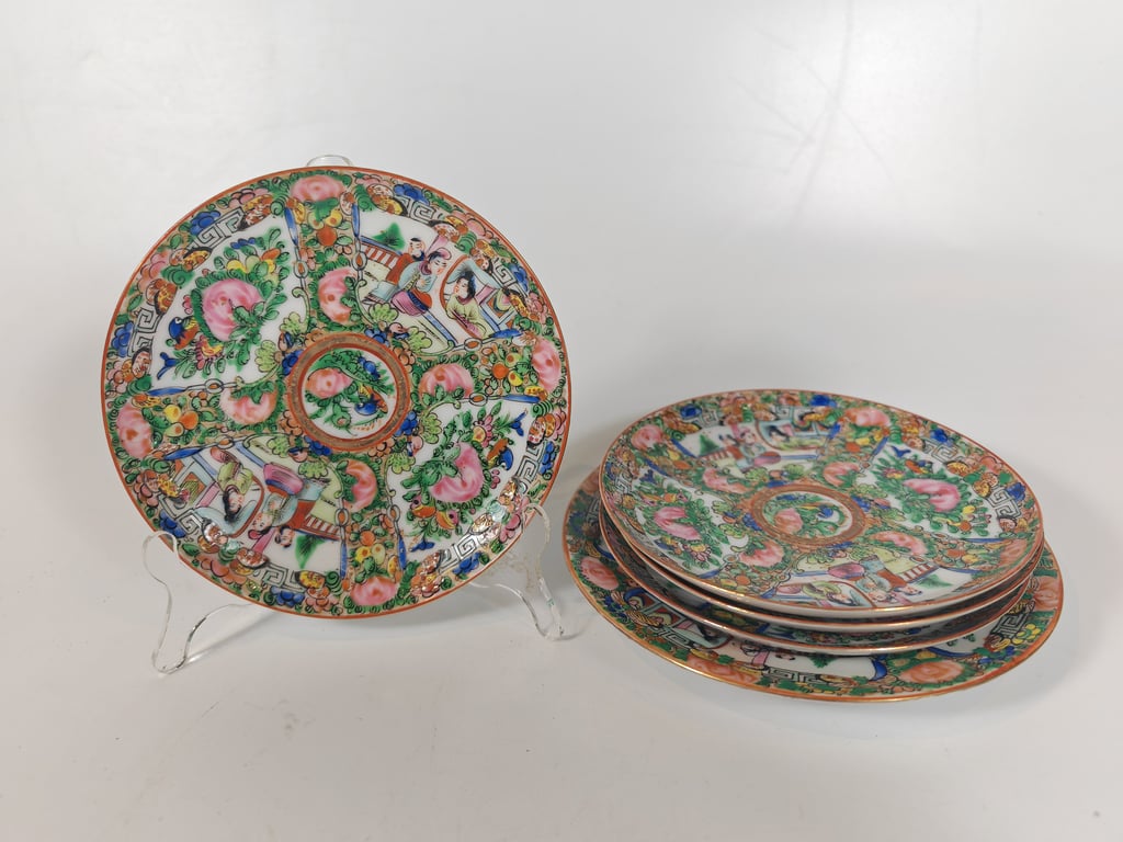 A Group of Old Canton Ware Plates, Qty-5