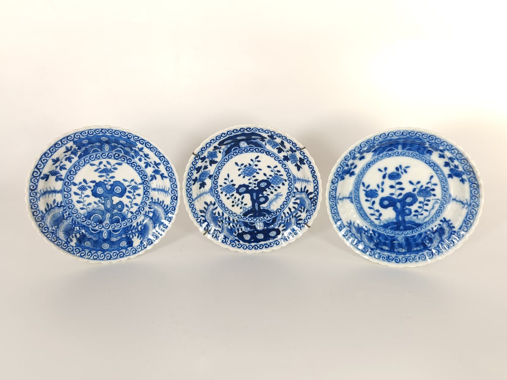 Late Qing Dynasty Blue and White Lingzhi Plates 晚清 青花灵芝盘, Qty - 3