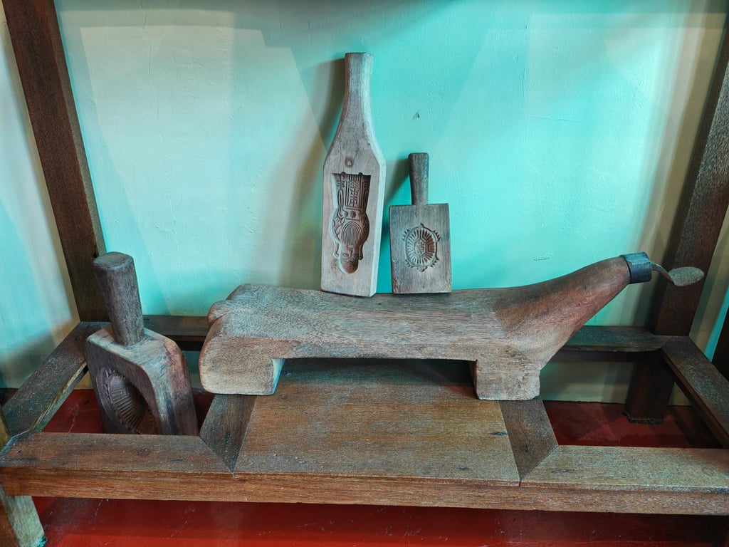 Three (3) Wooden Cake-Making Mould and A Coconut Palm, Qty-4