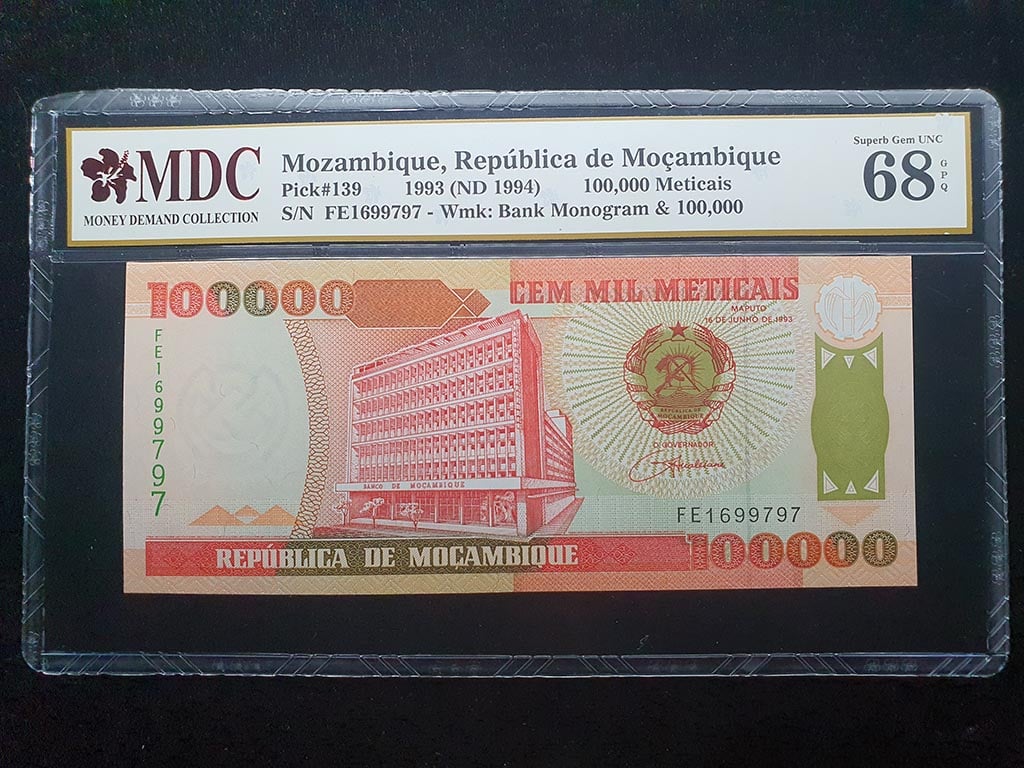 Mozambique，1993，100,000 Meticais，FE 1699797，MDC 68 GPQ，Qty 1