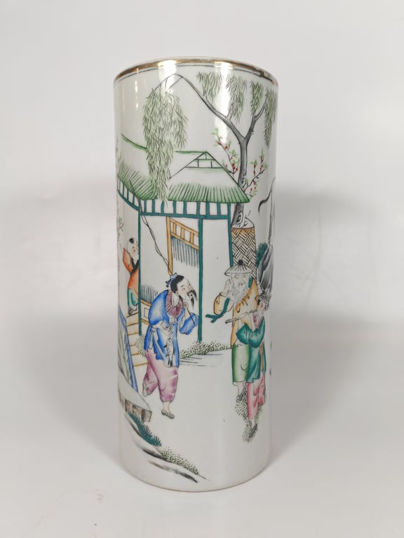 Famille Rose Human Figure Hat Stand