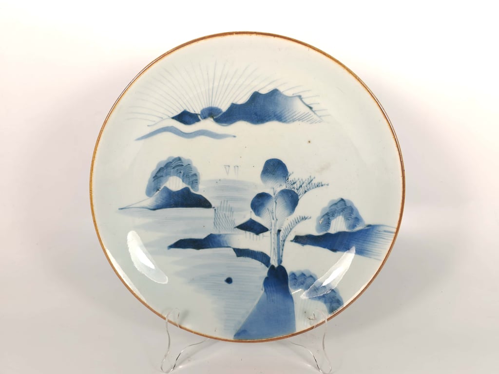 Late Qing Dynasty Blue and White Mountain River Landscape Charger 晚清 青花山水景色餐盘