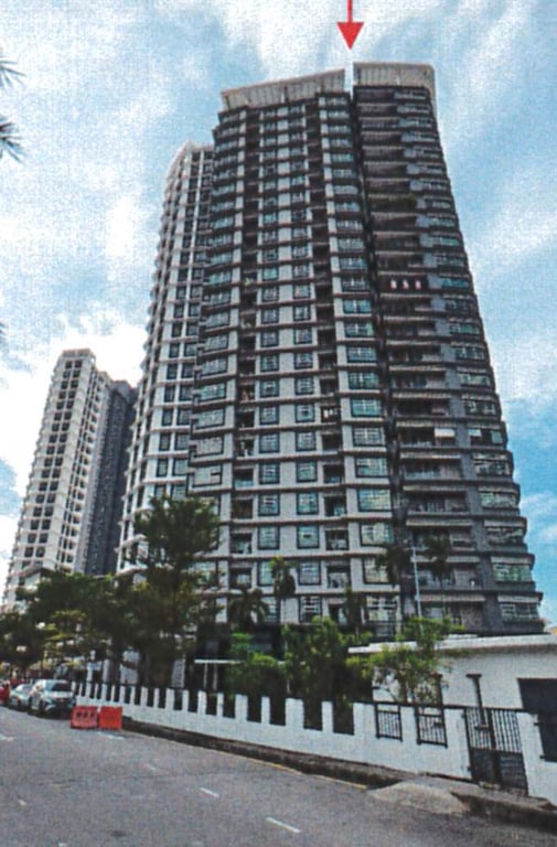 Unit No. B-17-7, Jalan Desiran Tanjung, The Brezza, 10470 Pulau Pinang