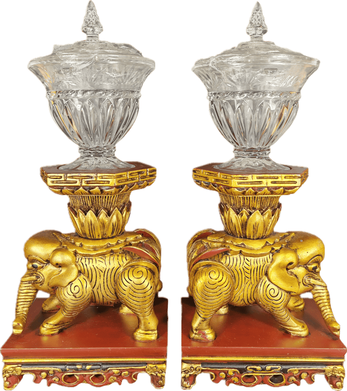 Vintage A pair of gilt wood "Peace Elephant" stands paired with cut-glass offering bowls, traditional Chinese ritual ornaments.
一对金漆木雕太平有象座配刻花玻璃供碗（供器）, Qty - 2