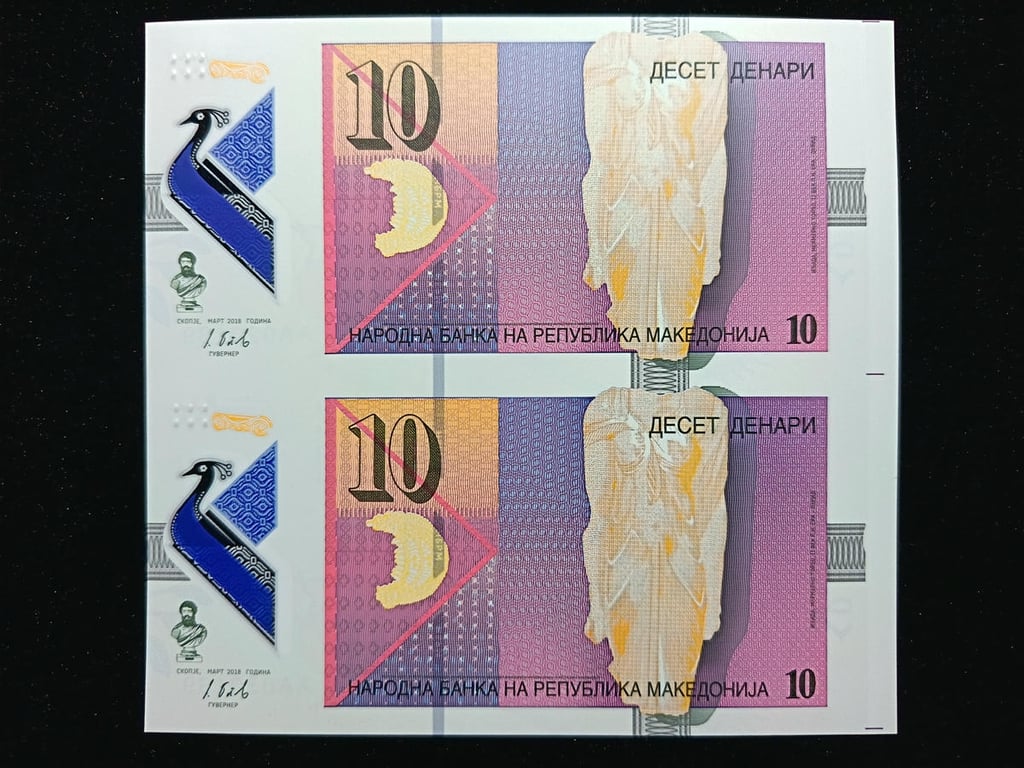 North Macedonia，2018，10 Denars，AA 020139 - 030139 ,Uncut 2 in 1，UNC，1 Qty 