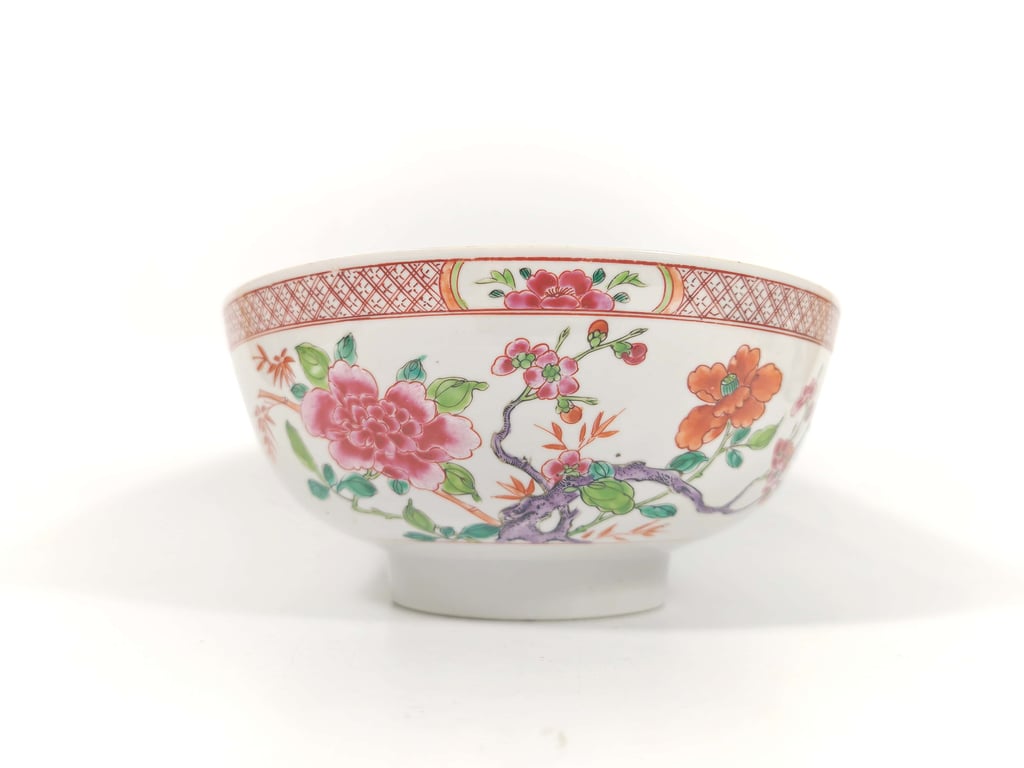 ⭐ Qing Dynasty Yongzheng Rare Famille Rose White Ground Peony Plum Blossom Large Bowl清雍正 白地粉彩牡丹梅花大碗