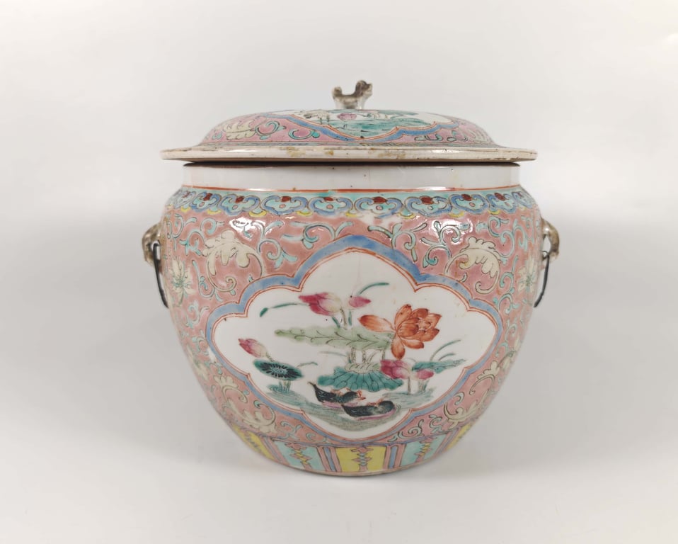 Late Qing Dynasty Famille Rose Pink Ground White Inner Panel Lotus Plum Blossoms Magpie Mandarin Ducks Kamcheng 晚清 粉彩粉地开光莲花梅花喜鹊鸳鸯盖罐, Qty-1