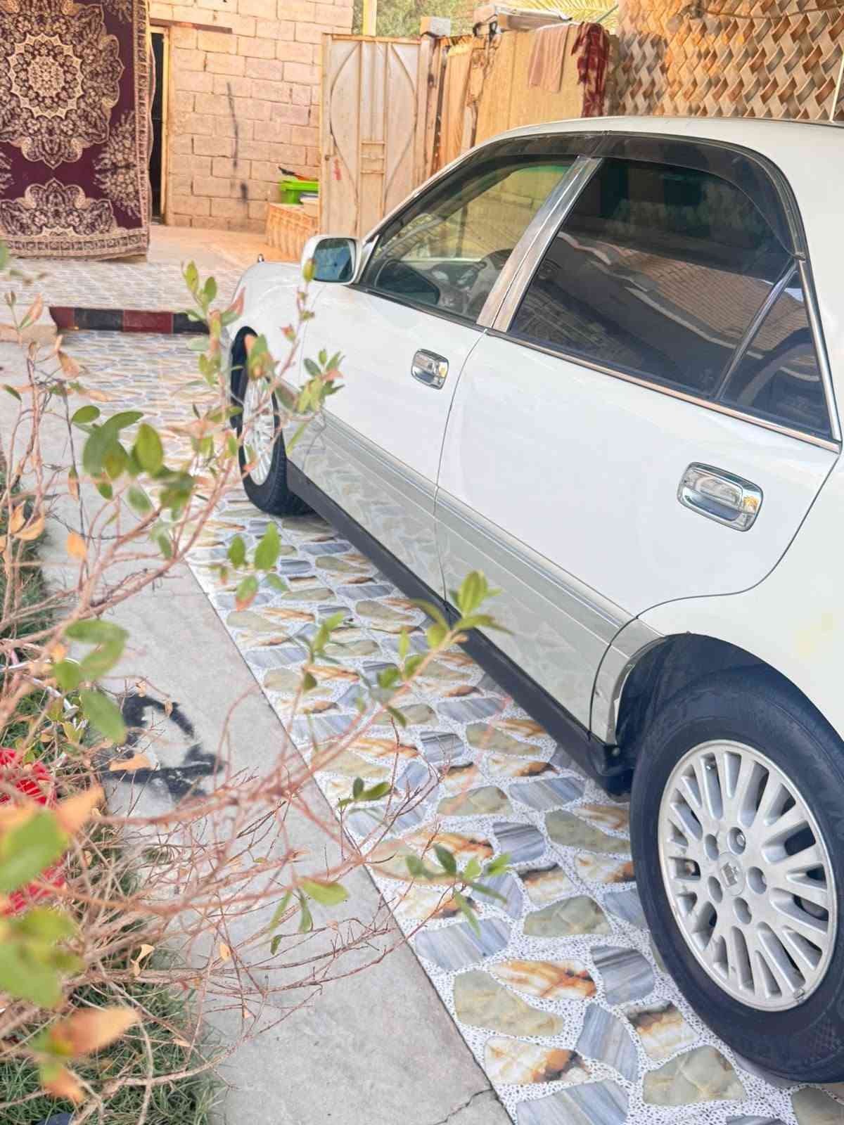ملكه دخول جديد بعدها بريحه الشركه جاهزه عل اخر حبايه جديده متومه ارقام وسنويه
السعر 35 وبيه مجال للشراي
أدوات أدوات
كصه جنطه شرط الشغل باجات 
تخم تاير جديد 💯
حداده بعده شركه 💯
تبريد ثلج 🥶
سبير بعده مانازل 💯
تحكم بالكشنات دكمتين برده خلفيه 💯
محرك ففتي انسه الصراف 
كير محرك كفاله
االمكان ذي قار 

***********
