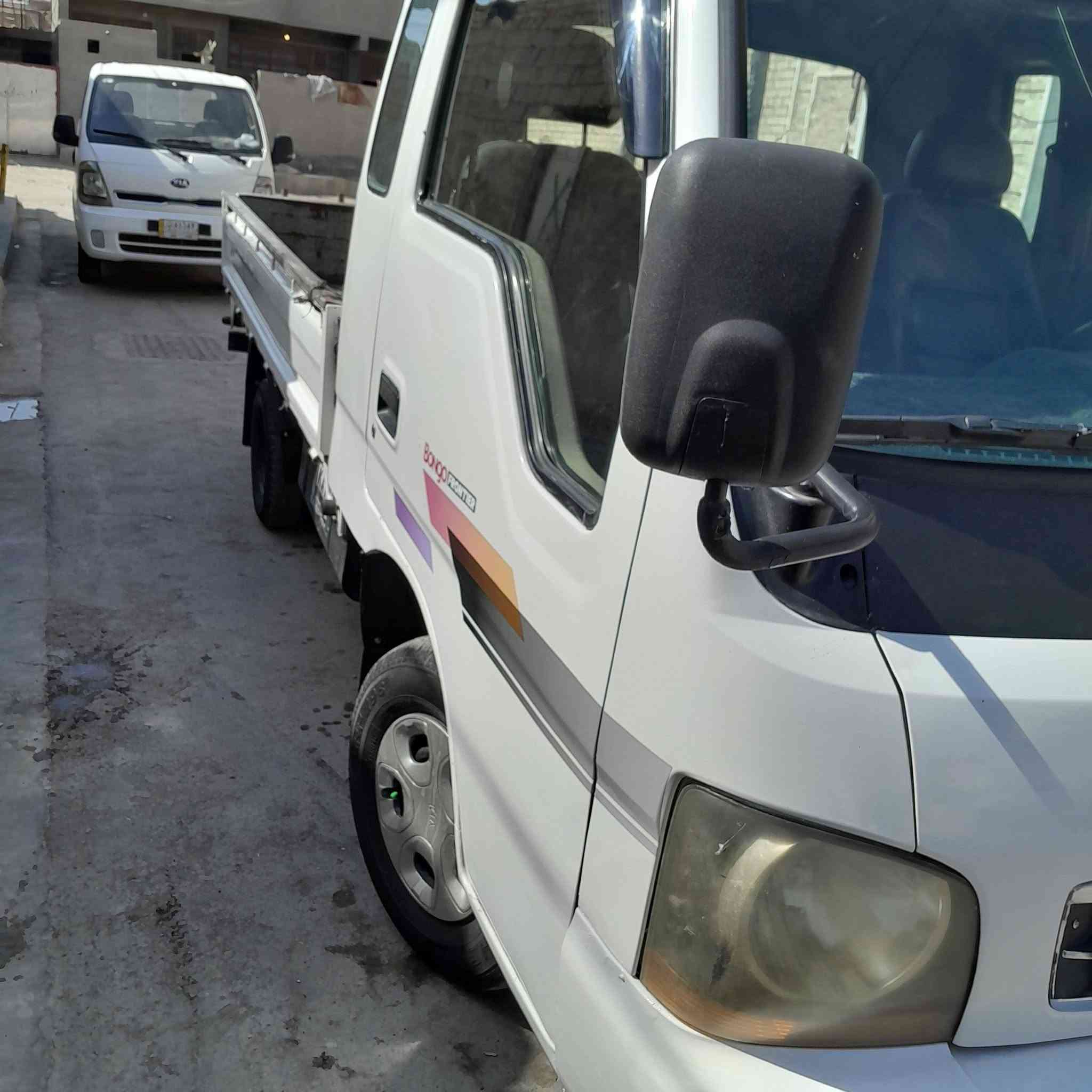 كيه موديل ٢٠٠١ رقم ديالى الماني راعيها ماندله عندي بس سنوية اتكفل عشائريا سرقه بيها بخار السعر ٥٣ مكاني بغداد الفضيلية 
الهاتف.     ‎***********

