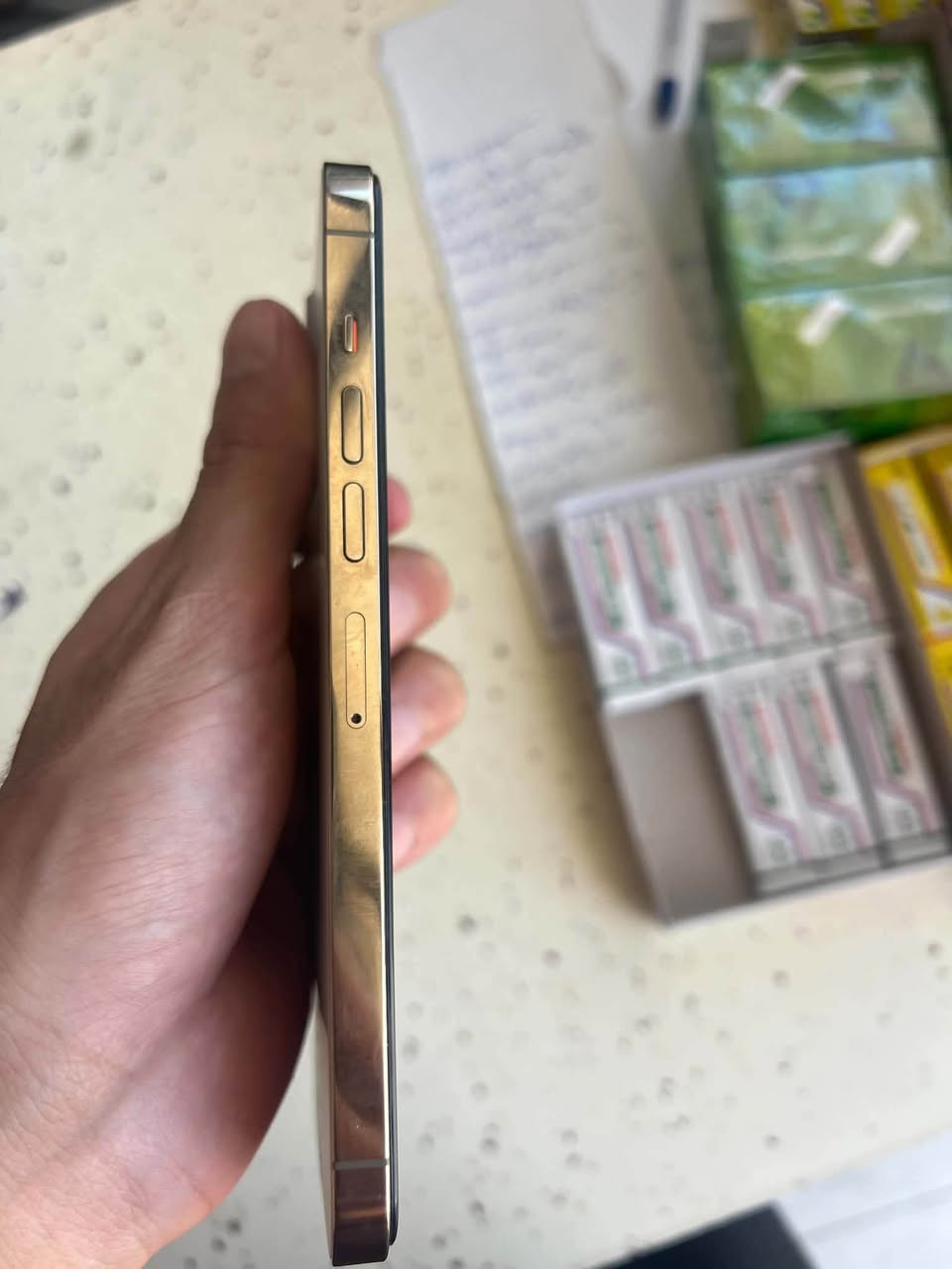 13 برو ماكس بلادي نضافه 100 بل 100 السعر 750 /                      ***********

نص مكتوب في الصور:
- is iDevice Verification Report www.3u.com
- Test Item Ex-factory Value Read Value Test Result
- evice Model iPhone 13 Pro Max iPhone 13 Pro Max Normal
- evice Color Front Black, Rear Gold Front Black, Rear Gold Normal
- Hynix TLC
- ard Disk Capacity 256GB 256GB Normal
- Sales Model MLKU3 MLKU3 Normal
- Sales Area LL/A LL/A Normal
- Model Number A2484 A2484 Normal
- Bluetooth Address A4:C3:37:20:8A:8F A4:C3:37:20:8A:8F Normal
- Cellular Address A4:C3:37:22:87:6C A4:C3:37:22:87:6C Normal
- Wi-Fi Address A4:C3:37:2B:1D:6C A4:C3:37:2B:1D:6C Normal
- Serial Number D5Y******4J74 D5Y******4J74 Normal
- Mainboard Serial No. F3Y20960CLD0G3GD 2022-02-26 F3Y20960CLD0G3GD 2022-02-26 Normal
- Battery Serial Number F8Y208110N913XC8R 2022-02-14 F8Y208110N913XC8R 2022-02-14 Normal
- Rear Camera DN82082H7LWQ1NMDA 2022-02-15 DN82082H7LWQ1NMDA 2022-02-15 Normal
- Front Camera DNM20472G37Q7H58J 2022-01-23 DNM20472G37Q7H58J 2022-01-23 Normal
- Screen Serial Number G9N2086SDDDPQCLAK+A20... Samsung 2022-02-19 User decision needed
- How to judge?
- Testing Score 98
- Production Date 2022/02/26 (9th Week)
- Warranty Date Online Query
- Apple ID Lock Off
- iOS Version 26.6 (23G71)
- Activated Yes
- Jailbroken No
- Battery Life 88%
- Charge Times 695 Times
- Wi-Fi Module Low Temp Wi-Fi
- Report Date: 2026-08-28
- Carrier Status Domestic SIM card needed
- Verify Serial Number Yes
- Verify UDID Yes
- Verification completed, no abnormalities found
- Hide serial number
- Watermarks Screenshot
- Close
- V3.30 Feedback Check Update
- AR
- 04:33