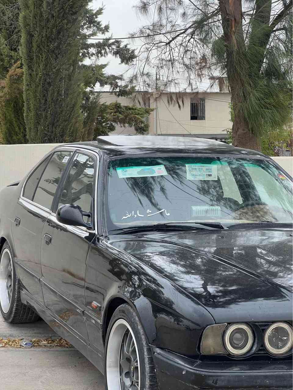 سBmw 525i فول فول سلايد كشن هيتر كير اوتوماتيك كير و محرك بشرط جديد غرامة 200$ تنزل من سعر و سعر بلاش $49 مكان قضاء بردرش *********** اكر, نينوى
