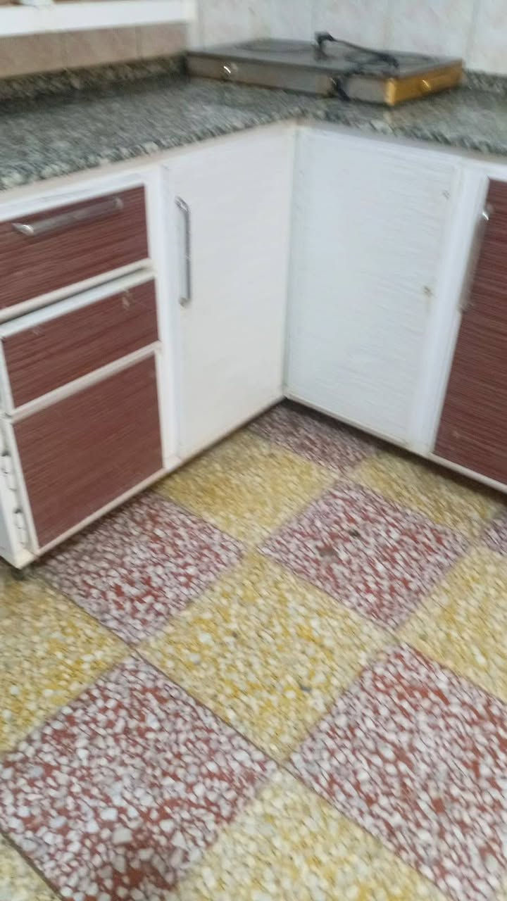 مكلفه بل النشر كاونتر سعر مناسب بيع مستعجل مكان دوانيه حي الفرات ***********
