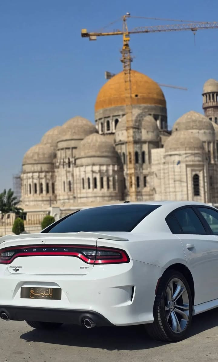 السلام عليكم
📢دوج جارجر GT Plus 2022( خـليـجـي )
🔴فول 1/1 عدا الرادار 
 (خليجي)  وكاله هارلم 
🔹️العداد : 21الف مايل
🔹️المحرك : V6.  3.6L
🔹️رقم اربيل الجديد سنويه جديده
▫️المواصفات :
* نقطة عمياء
* مصابيح أمامية زنون
* كشافات الضباب زنون
* المصابيح الأمامية مع LED
* حساسات خلفية
حساسات اماميه
* شاشه كبيرة مع نظام ملاحة نفكيشن GPS
* سستم صوت الپاين
* فتحة سقف (سلايد)
* المقاعد الأمامية كهربائية
* ذاكرة لحفظ وضعيات الجلوس (ميموري)
* مقاعد أمامية تبريد وتدفئة
* مقاعد خلفية تدفئة
* تشغيل عن بعد
* المقود كهربائي
* تدفئة مقود القيادة
* محدد سرعة
* تلفون بلوتوث
* كاميرا خلفية
* مرايا متحسسة للاضاءة العالية
* كير شفتر بالستيرن
* دخول ذكي (بصمة)
🔸️موصافات ال Gt plus معروفه فول عدا رادار 
🔹️رقمي. ***********
🔹️***********
▫️مكاني موصل
