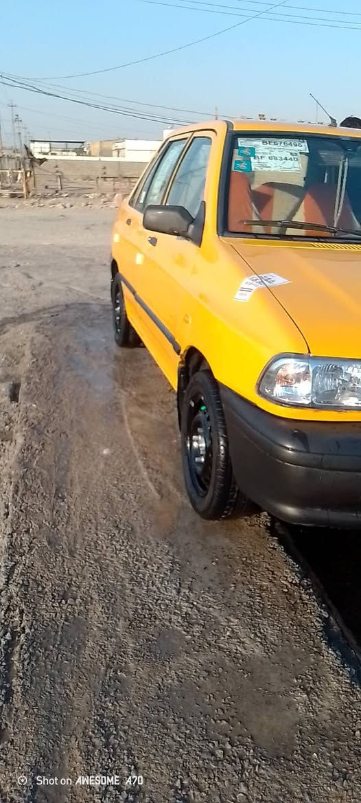 سايبه 13بيها صبغ جاملغ لخلفي وبيها بلدوس مكينه كير تبريد عاطل مراوس وبيع رقم واسط انكليزي 
مكان سياره كوت شارع النفط 
***********
