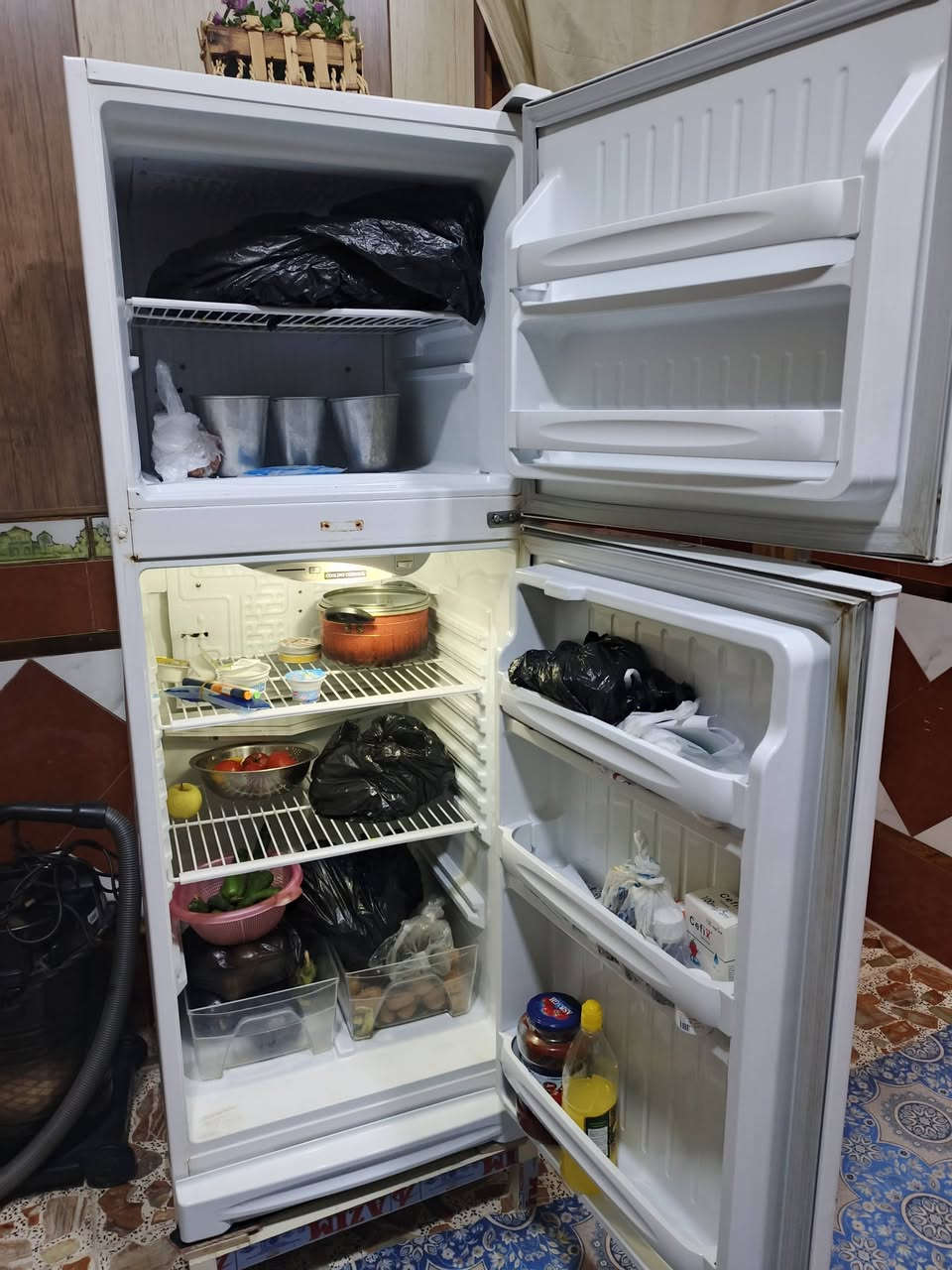 ثلاجة • رقمية • مبدل بغاز