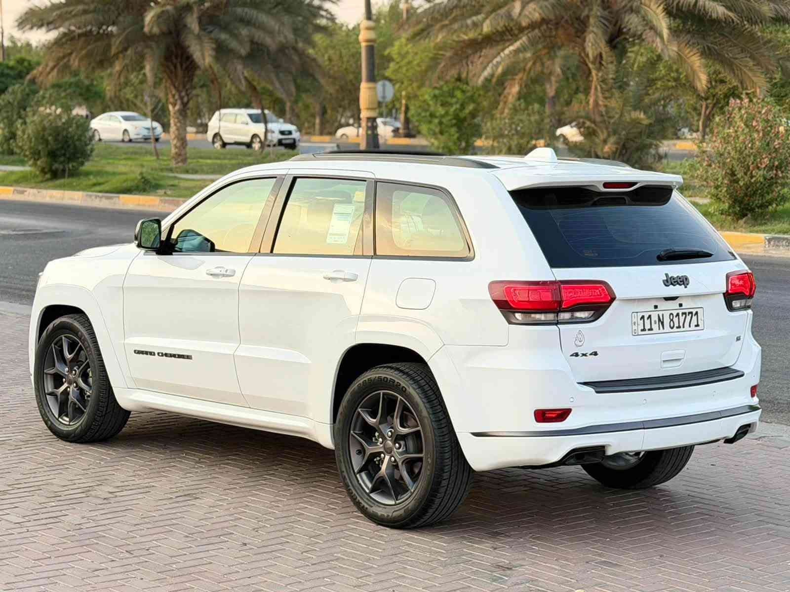 للبيع جيب Jeedخليجي 2020 وكاله هارلم الدوليه ⭕️

رقم بغداد الدولي مشروع وطني سنويه 2031 بأسمي 

فول مواصفات ١/١  فئه S

شاشه كبيره  

رادار جانبي نقطه عمياء 

سياقة الاليه مع تحديد المسار 

داخل جلد    

حجم المحرك: 3600

فور ويل 4/4 ماوس 

دبل سلايت بانوراما 

تشغيل عن بعد  

شفتات ستيرن 

جنطه كهربائي شفط 

دبل كزوز خلفي 

حساسات اماميه + خلفية 

بصمه تشغيل بصمه ابواب

سستم صوت 12 سماعة هارمن كاردون  

دمامي خلفي بلصندوك

قطعتين تبريد ثلج 

كشن خزن ميموري 3 وضعيات

 مقاعد جلد اصليه احمر كهرباء (تدفئة+تبريد) 

 كشن خلفية تدفئه

تدفئه بلاستيرن 

مري  شفط 

مري قلاب ويه ال R

يدات ستيل اصل 

الداخل صاج ملكي  

 نظام_خرائط(نظام ملاحة)_Navigatio

 كامرة خلفية دوارة اصلية

 استيرن كهرباء +  تدفئة

 فول تحكم استيرن (جهتين امامي + جهتين

 مري _جانبي_تدفئة مرايا_جانبية_حساسة_للضباب_تعمل_

تلقائياً + اشارة بالمري 

 لايت عدسة زينون يصعد وينزل ويه الستيرن 

كشافات زنون 

زراكات لايت 

 السياره على وضع الشركه جديده 

ماشيه 90…Km… حقيقي اصل 

مكان السيارة كربلاء المقدسه 

سعر 265 قابل للتفاوض 

للاستفسار رقم الهاتف ‭***********‬…
ملاحظه غير متواجد حالياً على الفيس بوك
