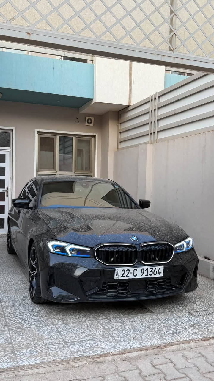🔥 BMW 330i M-Package | موديل 2022 🔥
🇺🇸 وارد أمريكي | صفر مسج | جاهزة من كلشي

🚘 المواصفات والتجهيزات:
• M-Package كامل 🔥
• محرك 2.0 لتر TwinPower Turbo
• 4 سلندر — 255 حصان
• گير أوتوماتيك 8 سرعات
• دفع خلفي RWD
• بصمة + كارت
• دخول وتشغيل ذكي
• LED داخلي Ambient Lighting
• لايت داخلي متحرك وذكي ✨
• Adaptive LED أمامي يتحرك ويا الستيرن
• لايت ترحيبي عند الاقتراب من السيارة
• حساسات أمامية + خلفية + جانبية
• رادارات
• كاميرات 360°
• Parking Assistant
• فتح الشنطة بالدوسة
• مقاعد جلد
• ستيرن M Sport
• عدادات رقمية
• شاشة وسطية
• Apple CarPlay / Android Auto
• مرايات كهربائية وطي كهربائي
• وياله M Sport
• نظام صوتي
• أنظمة أمان ومساعدة متعددة

🛠️ حالة السيارة:
• الضرر ربع بنيد فقط
• بدون دواخل
• جاملغ مبدل بلادي نفس اللون
• السيارة صفر مسج وجاهزة من كلشي

📋 التسجيل:
• رقم أربيل مداور أو وكالة حسب طلب المشتري

📍 مكان السيارة: بغداد

🔑 رقم الشاصي:
3MW5R1J04N8C62727

💰 السعر: 278 ورقة

📞 ***********
