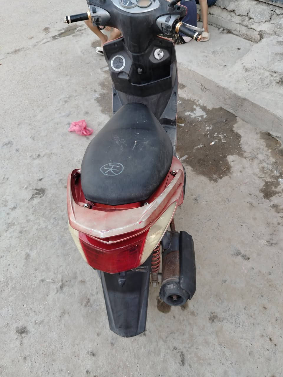 سلام عليكم سكنز فحل للبيع بلادي دراجه جديده وين ميعجبك افحص شراي بخدمته ***********
