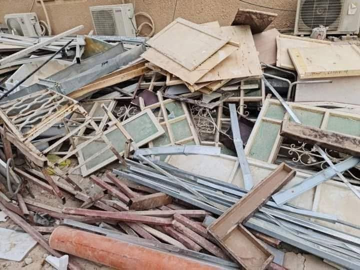 السلام عليكم مستعدون لشراء السكراب العتيك من الشركات والبيوت واعمال الترميم من سبالت ومكيفات وايرات سحب كيبلات تالفه صفر فافون حديد سكراب 
مواطير مولدات روس توليد غطاسات براص وجميع انواع العتيك اتصل علينه ونجيك لبابك او اذا تريد تجيلنه للمحل همين بخدمتك موقع المحل شارع الوطنية امام شارع الي يدخلك للسوك والجامع وانه بخدمتك 
هاتف ***********
نشتري باعلى الاسعار 
صفر 
فافون 
مولدات 
مواطير 
براص 
غطاسات 
روس توليد 
واي شيء سكراب عتيك 
هاتف ***********
