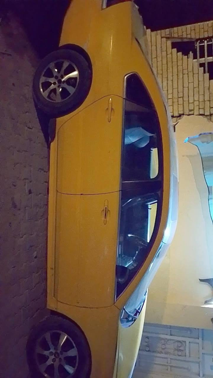 سلام عليكم امبالة موديل 2009
رقم كركوك احمر راعيه موجود يحول سيارة مكينة 
وكير نضاف باتري جديد داينمو جديد تخم تأير اجنبي 
للبيع او مراوس السعر40 التواصل واتساب***********
عنوان بغداد
