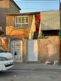 بيت البيع مساحه 90م واقع حال  في ام الكبر ول غزلان مقابيل حي اور شارع ...