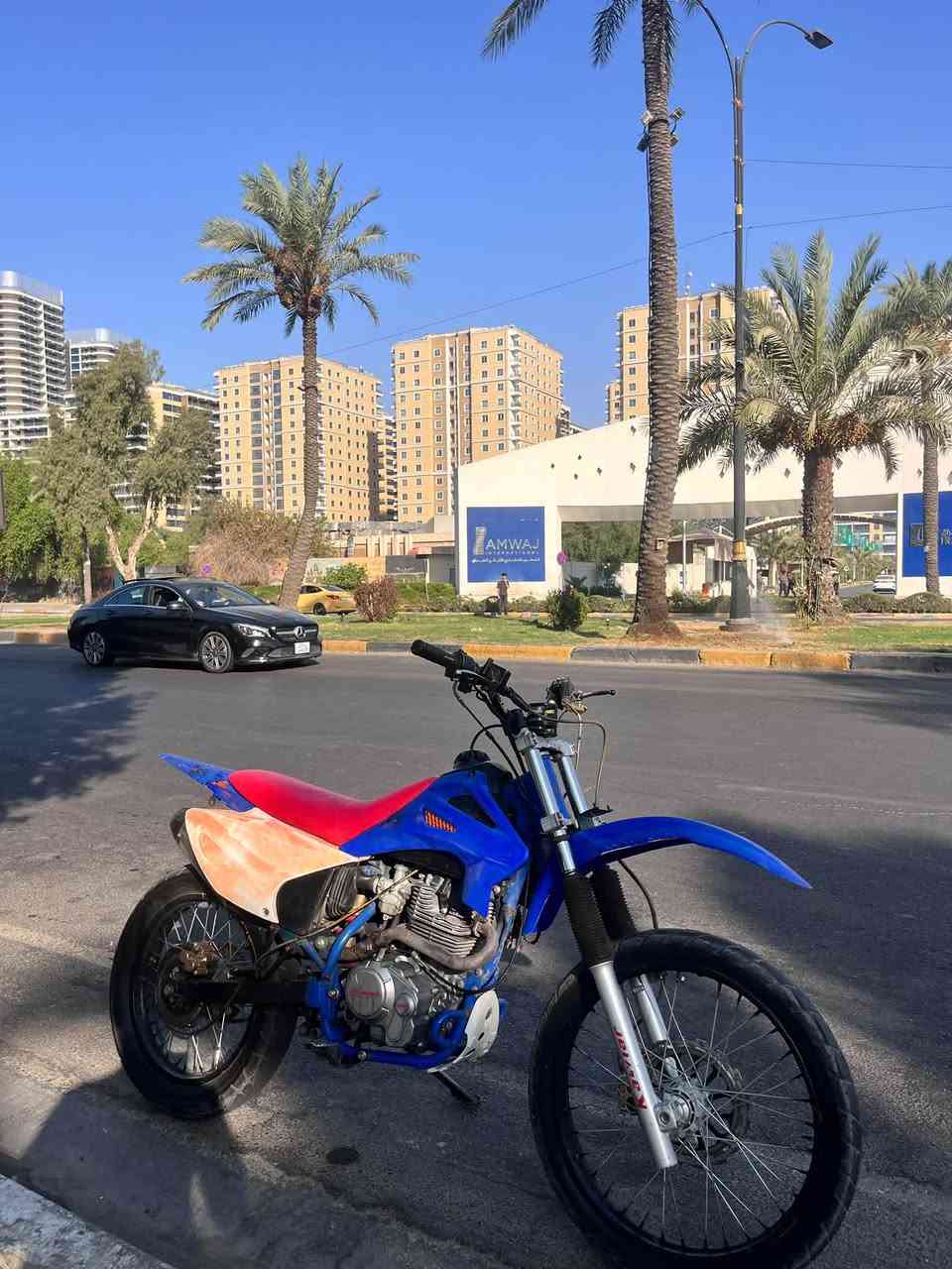 قفاز كاويار ٢٤ بيه صوت تفيلس مكينه خير من الله نشطه شلعه ومعدل فول  محركه ٢٥٠ cc نكره سلف ٧٠٠ وبيه مجال *********** 
مكاني بياع
