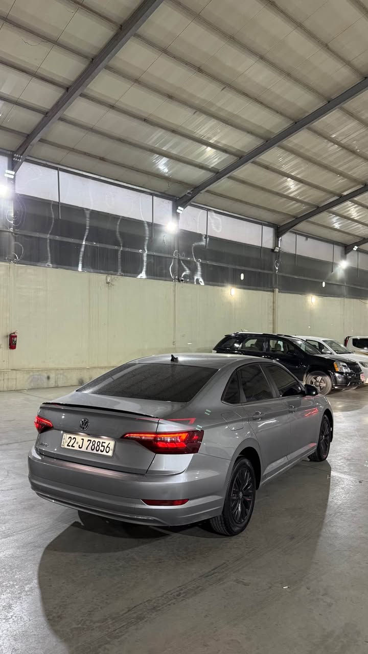 Volkswagen Jetta 2021
١ پارچەی بۆیاخە لەگەل نیو دۆسە
رەقەموو سەنەوی نوێیە بە ناوی خۆمە
٥٠ هەزار رۆشتوە 
مواسەفات S
*********** سوران, أربيل
