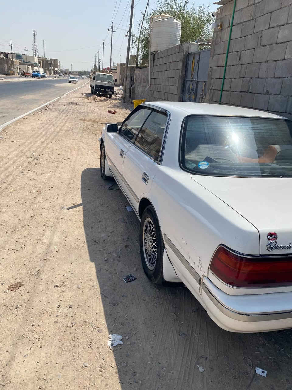 سلام عليكم
شيزر موديل91 للبيع 
سنويه ارقام اصوليه اب اسمي رقم النكليزي بصره لل٣٠ السنويه
مكفوله  (كص ونغل واصوليات) كير ومحرك جداد محرك vvt2.5 تبريد شغال ثلج تبريده كهرباياته كله شغال مابيه نقص اكلوب حداده دوشمه وتغليف حراري من الجامه الكدام للجامه الوره مغلفه بعازل حراري  لايتات زنون تايرات وباتري توني شادهن تايرات جداد مو باله صارلهن اسبوع من شادهن طخم غرفته جديده ووالشراي يجي ويشوف ابعينه مكاني البصره الزبير السعر 54$ وبيه مجال ***********
والي موشراي ويشوف سعرها هوي لا يعلق السوك كلشي بي وهي السياره جاهزه من كلشي
