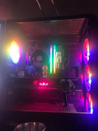 Pc للبيع   Rx5700xt   R5 3600  Ram 16 2x8 2400hz  وقابل للصعود السرعة ...