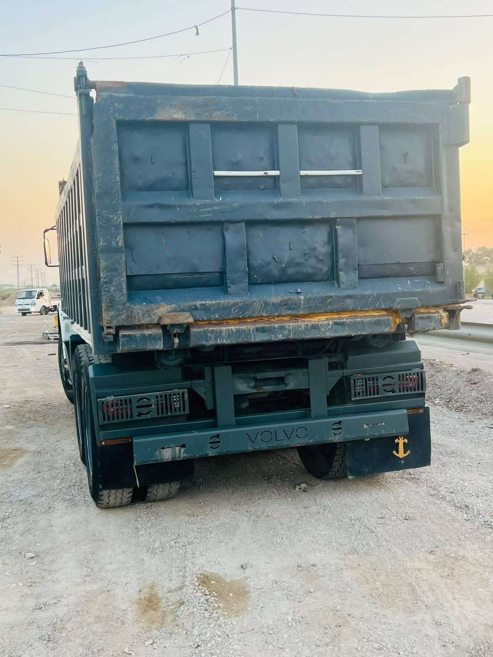 سلام عليكم البيع فالفو إسرائيلي موديل ٨٨ كير فقستين 3*3 رقم قادسيه الاماني مكان واسط صويره ***********/***********

