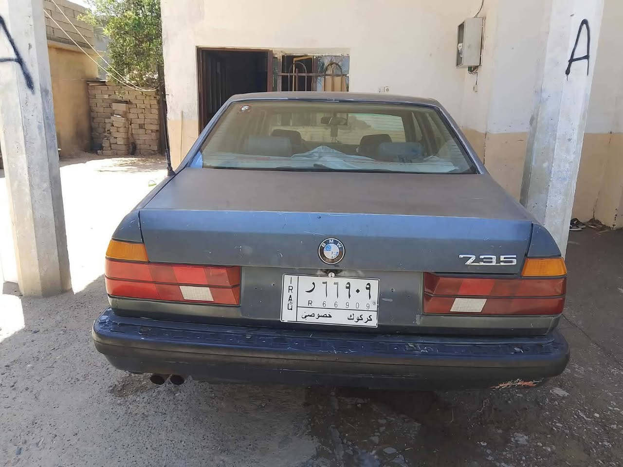 السلام عليكم بي ام 735 محرك عدل مفتوح مو مسكر35 مفتوح كير محرك صدر اكسن شرط كهربايات كلها شغاله من الدعاميه للدعاميه داخل نضيف تخم تاير الوره نص عمر الجدام جديد كير اوتو تبريد ثلج سياره من فضل الله ماخليت بيها مكان رقم كركوك معامله كامله مكمله وصولات كمارك كلها كامله المعامله رقم كركوك ار بيع او امراوس حسب القناعه السعر 37 وبيها مجال قليل ***********
