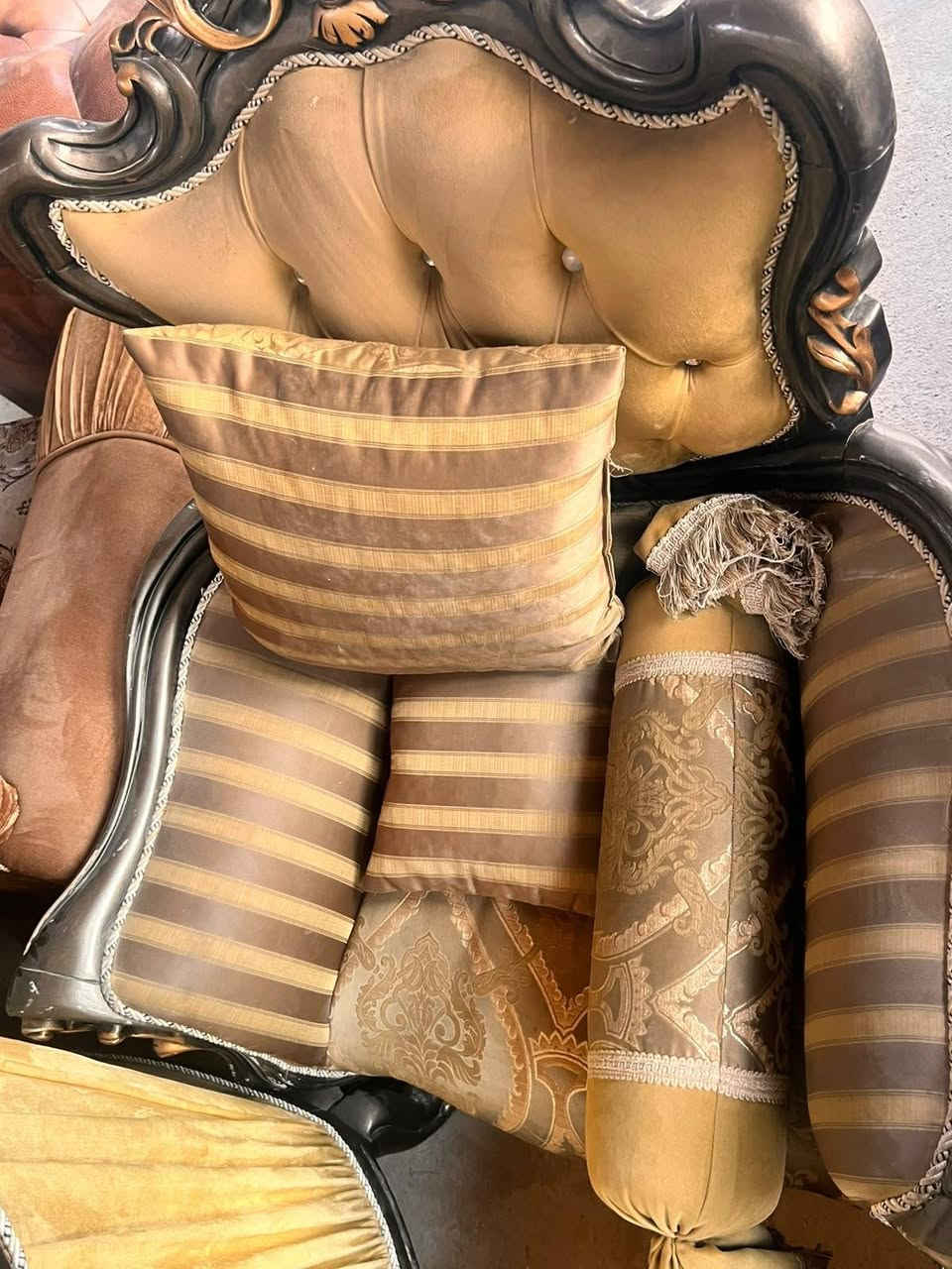 سلام عليكم تخم البيع وجديد وسعر على هذا رقم ***********
