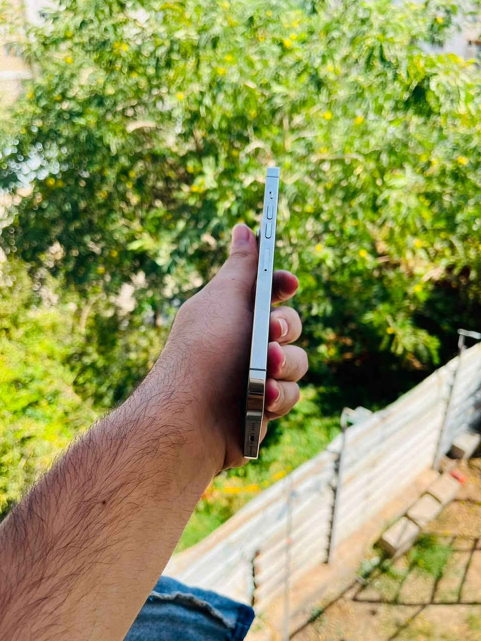 السلام عليكم من رخصة الادمن
متوووفر للبيع
              
📱ايفون 13 برو ماكس 
💛 لون ذهبي 
💾 ذاكرة 256
🔋 نسبه البطارية 75
📞 تك سيم
فول نضافه شرط مامفتوح ولا بي شخط فول نضافه ( ملاحضه جهاز عربي ماستر A/AA)

الشراي يتفضل خاص لو تصل ويدلل محضور من تعاليق
‏ ***********
