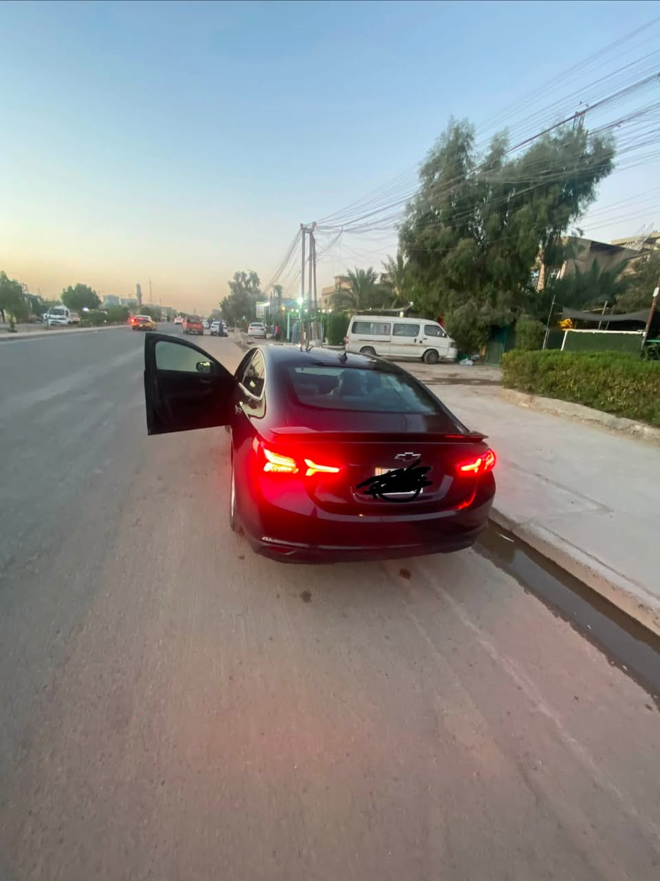 بيع
‎ماليبو اسود 2023
باسمي تحويل ثاني يوم 
‎ماشيه ٧٥ الف كم 
الحادث. سرقه تبديل قطع 

‎السياره جاهزه ونظيفه 

سياره ناعمه استعمال شخصي ‎محرك نضيف سيارهً مامتعوبه 
المواصفات
‎لايتات ليد اصلي شمسي عالي وناصي

‏‎بصمه ابواب + جنطه

‏‎محرك 1500 توربو ✈️

‎ اوتو بريك /  رادار
‎تبريدثلج 

‏‎شاشه كبيره تدعم 📲Android Auto/car play

‎خرائط Gps📌
‎
‏‎كروز مثبت سرعه

‏‎شاشة ضبط واعطال بل دشبول

‏‎منافذ USP/ 12V /Tip C‎
‎مانع انزلاق ⛔️
‏‎حساس اطارات
‏‎4 دسك/ Abs
سعر ١٢٥ وبيه مجال بسيط 
***********
‏‎
