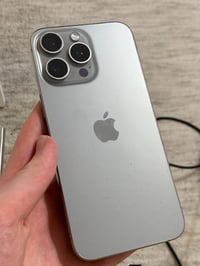ايفون ١٥ برو ماكس • ٢٥٦ • بطاريه ٨٨٪