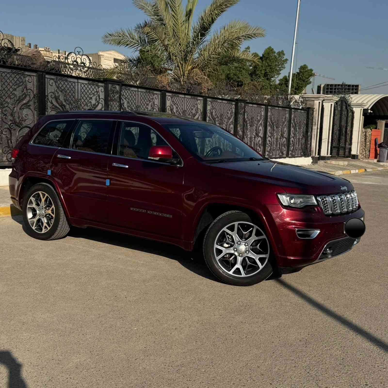 جيب اوفر لاند موديل 21  
 وكالة هارلم فول ١/١ رقم اربيل 
ماشيه 74 الف كيلو  خليجيه 
موصفات- سته سلندر 3600
دشبول وابواب جلد خياط عسلي
كشنات كهرباء وخزن ميموري تدفئه تبريد 
ستيرن كهرباء مع تدفئه - شيفتات - جهتين تحكم 
 المرايا الجانبيه قلاب اوتو مع هيتر ورادار حذير واناره ترحيب- رادار امامي مانع تصادم 
رادار خروج عن المسار-اوتو ستوب بلامامي وبلخلفي - حساسات امامي خلفي 

اربع انضمه قياده( ماوس)- نضام سبورت - ايكو - جبلي - ثلجي - فور ويل - جكات - لايت زينون 
خمسه ويل السياره قياس ٢٠ - جنطه كهرباء 
فتحة سقف بانوراما-نظام صوتي هارمن كاردن 
شاشه ابل كار بلي-حاجب زنون بخاخ

مكان السيارة بغداد - ب اسمي هزه وسنويه جديده - السعر 260 
رقم هاتف / وتساب / ***********
