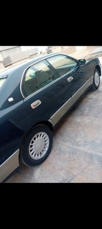 بطه منفصل • ١٩٩٣ • محرك ٢٥٠٠