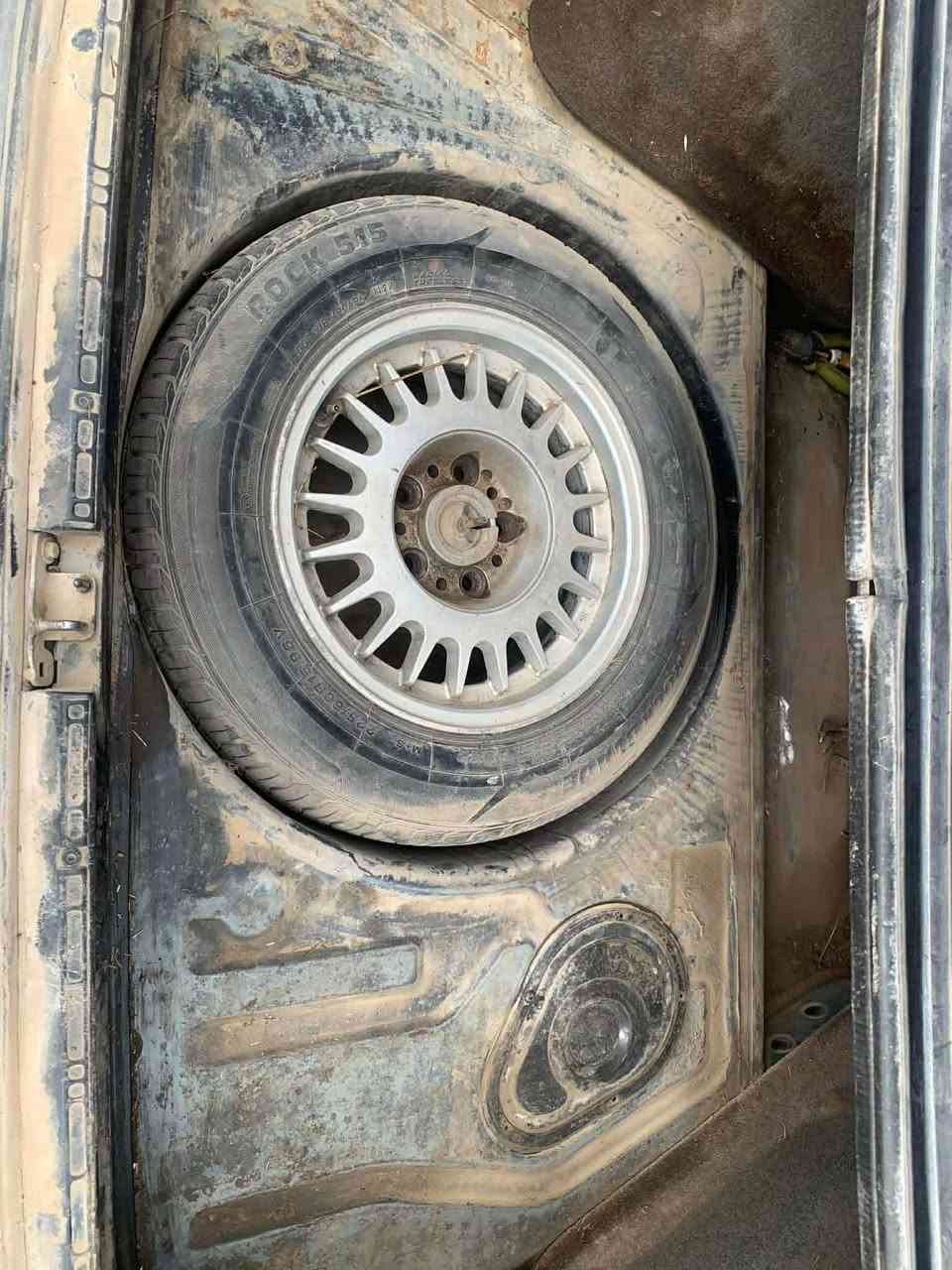 السلام عليكم.
Bmw525
محرك مفتوح
صدر امامي خلفي
محرك حاويه 
ضفيره وكهرائيات تخبل
بسمي تحويل ثاني يوم
السعر52وبي مجال
بغداد***********

