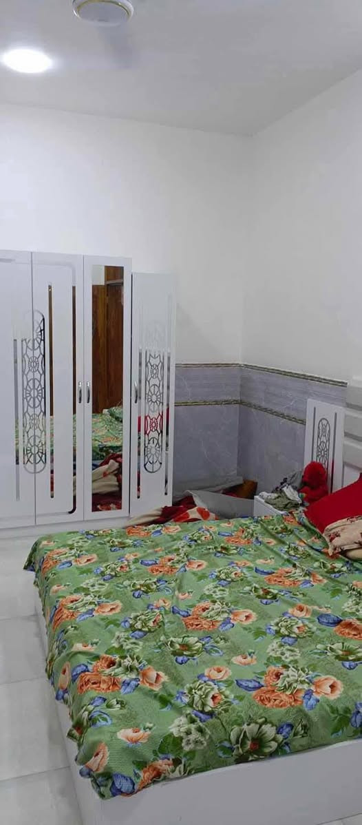 السلام عليكم
بيت طابو زراعي سند 25 للبيع المساحه 400 متر تحويل

 مباشر بأسم المشتري ع شارع التبليط بناء حديث يوجد 

كافة الخدمات ماء كهرباء تبليط مجاري مدارس يحتوي

 على غرفتين واستقبال8،,×4ومطبخ وصاله صحيات داخليه

 وخارجيه العنوان كربلاء طويريج الدسميه قرب البو حمدان

للأستفسار أكثر 
***********
*********** تابع الصفحه ليصلك كل ما هوه جديد
